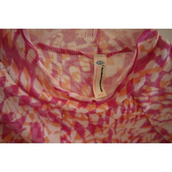 Free People Movement OB1137901 Women's Sz M Pink High Jump Printed L/S Mesh Top - Picture 4 of 9